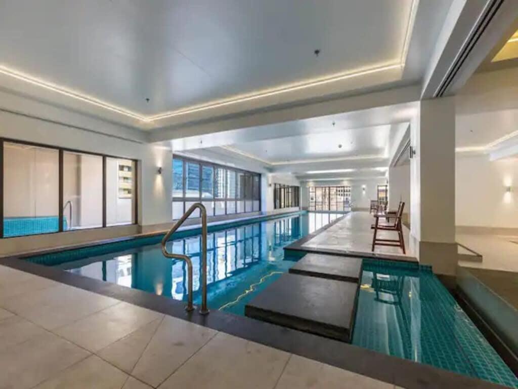 Bright One Bedroom Beauty With Balcony And Unbeatable Views Auckland Eksteriør billede