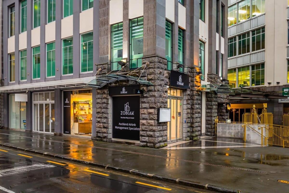 Bright One Bedroom Beauty With Balcony And Unbeatable Views Auckland Eksteriør billede