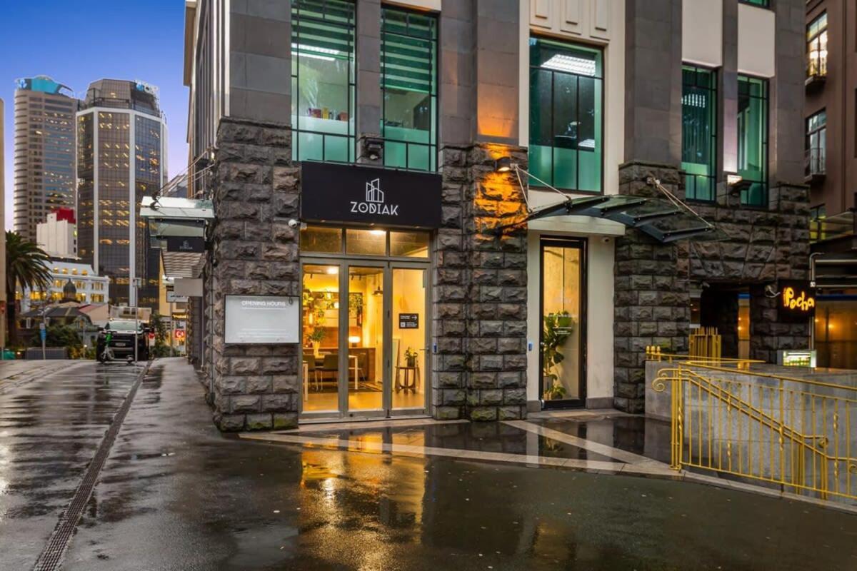 Bright One Bedroom Beauty With Balcony And Unbeatable Views Auckland Eksteriør billede